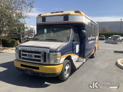2013 Ford Econoline E450 Passenger Bus