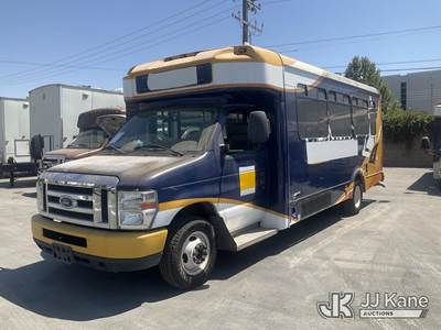 2014 Ford Econoline E450 Passenger Bus