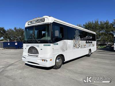 2006 Freightliner MB55 Bus