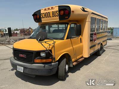 2009 GMC Savana G4500 Passenger Bus