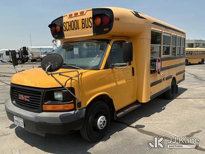 2009 GMC Savana G3500 Passenger Bus