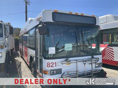 2013 Gillig G27D102N4 Passenger Bus