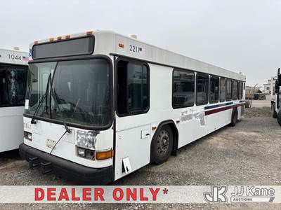 2002 Gillig Low Floor Bus