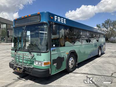 2006 Gillig Low Floor Passenger Bus