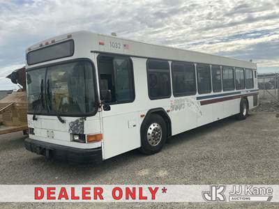 2001 Gillig Low Floor Bus
