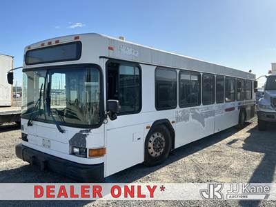 2001 Gillig Low Floor Passenger Bus