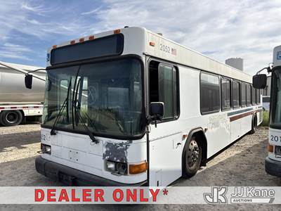 2002 Gillig Low Floor Bus