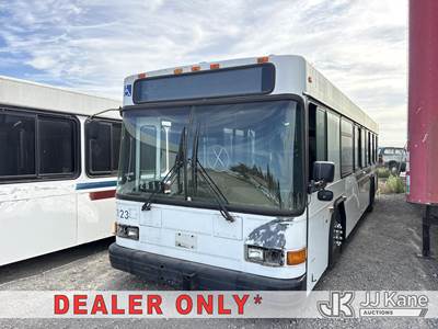 2002 Gillig Low Floor Bus