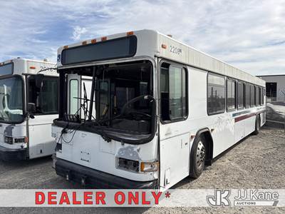 2002 Gillig Low Floor Bus