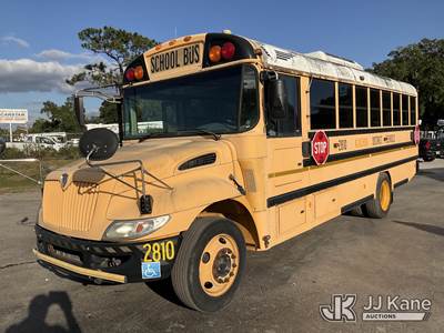2009 International CE School Bus