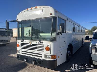 2009 International FE RV Command Center