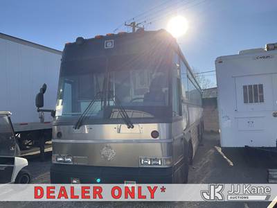 2006 MCI 102D3 I3TV Passenger Bus