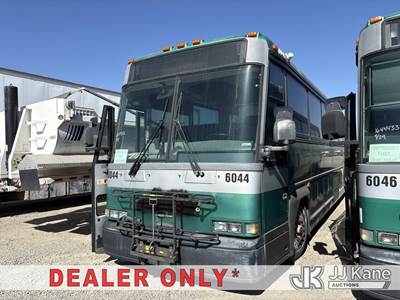 2003 MCI Transit Bus Bus