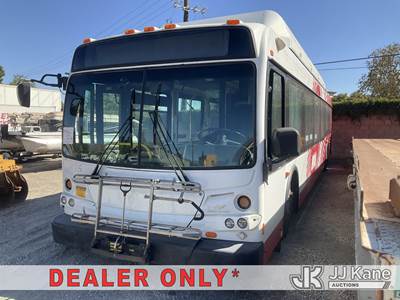 2011 New Flyer Low Floor Bus