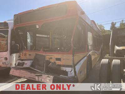 2005 New Flyer Transit Bus Bus