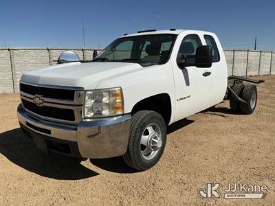 2008 Chevrolet Silverado 3500HD 4x4 Extended-Cab & Chassis
