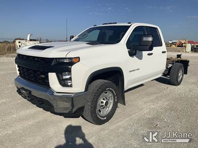 2021 Chevrolet Silverado 3500HD 4x4 Extended-Cab & Chassis