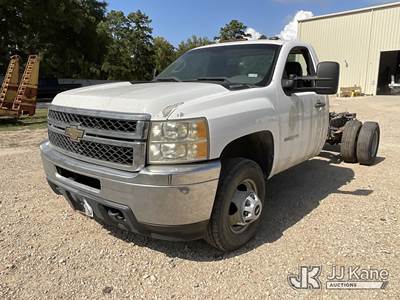 2011 Chevrolet Silverado 3500HD Work Truck Long Box Cab & Chassis