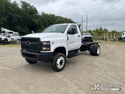 2024 Chevrolet Silverado 5500HD Cab & Chassis