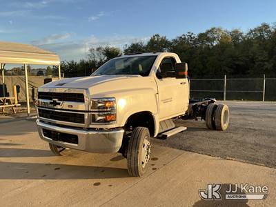 2024 Chevrolet Silverado 5500HD Cab & Chassis
