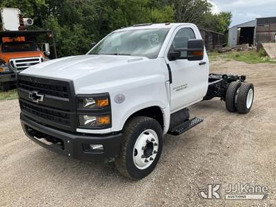 2024 Chevrolet Silverado 6500 HD Cab & Chassis