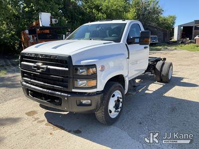 2024 Chevrolet Silverado Medium Duty Cab & Chassis