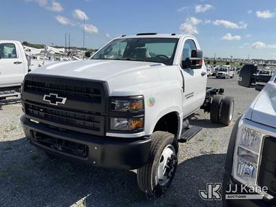 2024 Chevrolet Silverado Medium Duty Cab & Chassis