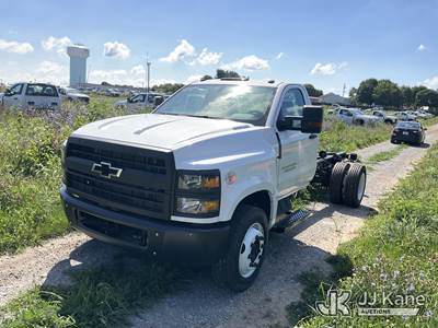 2024 Chevrolet Silverado Medium Duty Cab & Chassis