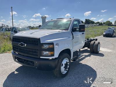 2024 Chevrolet Silverado Medium Duty Cab & Chassis