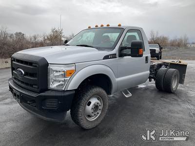 2015 Ford F350 4x4 Cab & Chassis