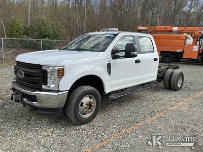 2019 Ford F-350 Crew-Cab Cab & Chassis
