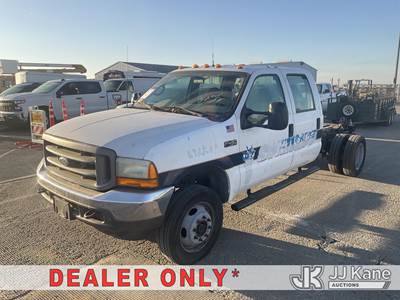 2001 Ford F-450 SD Crew-Cab Chassis