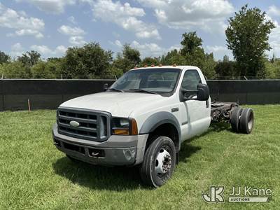 2006 Ford F-450 SD Cab & Chassis