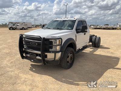 Ford F-550 Cab & Chassis Truck