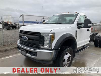 2019 Ford F-550 Regular Cab DRW 2WD Cab & Chassis