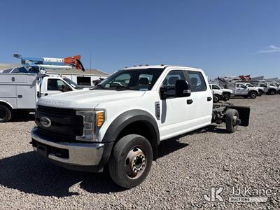 2017 Ford F-550 Crew Cab DRW Crew Cab Chipper Dump Truck