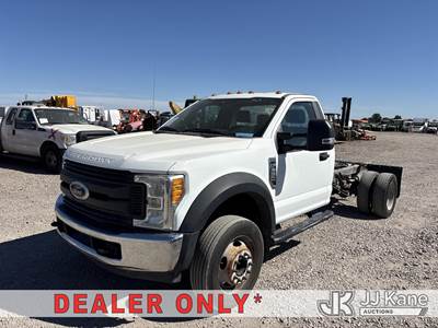 2017 Ford F-550 Regular Cab DRW Cab & Chassis