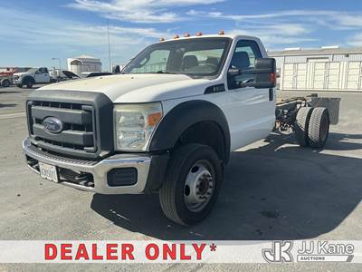 2015 Ford F-550 Regular Cab DRW Cab & Chassis