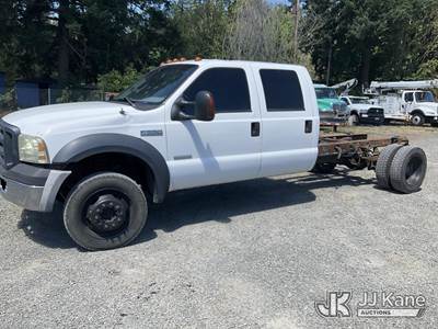 2007 Ford F-550 Crew-Cab Chassis