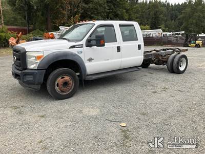 2011 Ford F-550 Crew-Cab Chassis