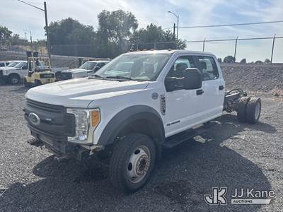 2017 Ford F550 4x4 Crew-Cab Chassis