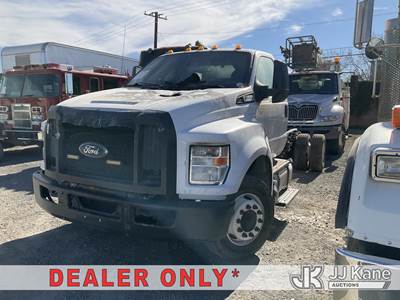 2017 Ford F-650 Cab & Chassis