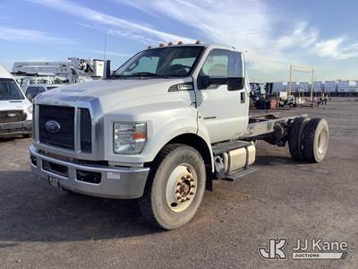 Ford F-750 Cab & Chassis Truck