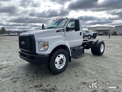 2025 Ford F750 Cab & Chassis