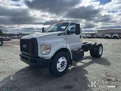 2025 Ford F750 Cab & Chassis