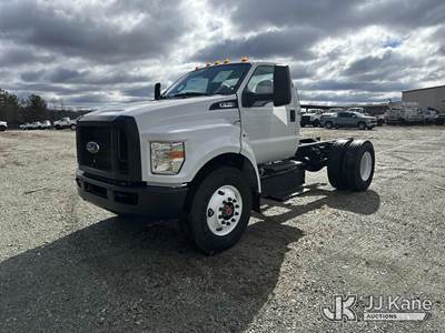 2025 Ford F750 Cab & Chassis