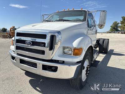 2015 Ford F750 Cab & Chassis