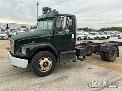 2000 Freightliner FLD70 Cab & Chassis