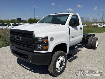 2024 GMC GM515 Cab & Chassis