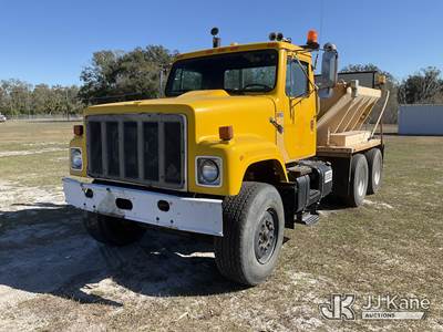 1989 International 2574 T/A Cab & Chassis